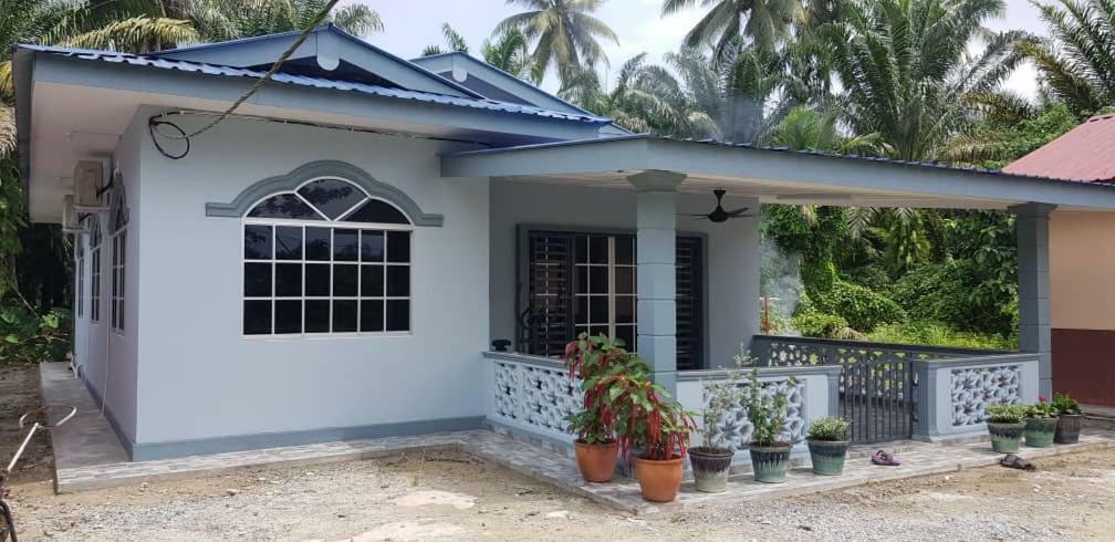 Atocha Homestay - Terong@Taiping Kampong Salak Esterno foto