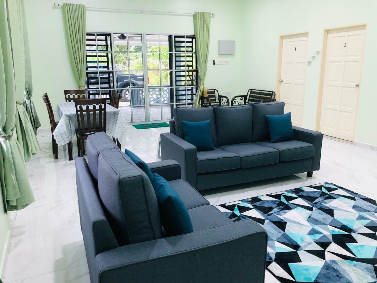 Atocha Homestay - Terong@Taiping Kampong Salak Esterno foto